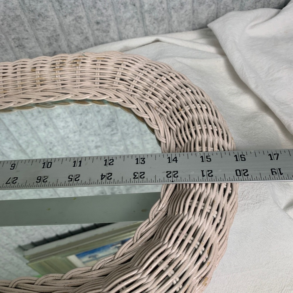 Vintage Oval Wicker Wall Mirror Pale Pink Woven Rattan Cottagecore Boho 16x12 - Picture 13 of 13